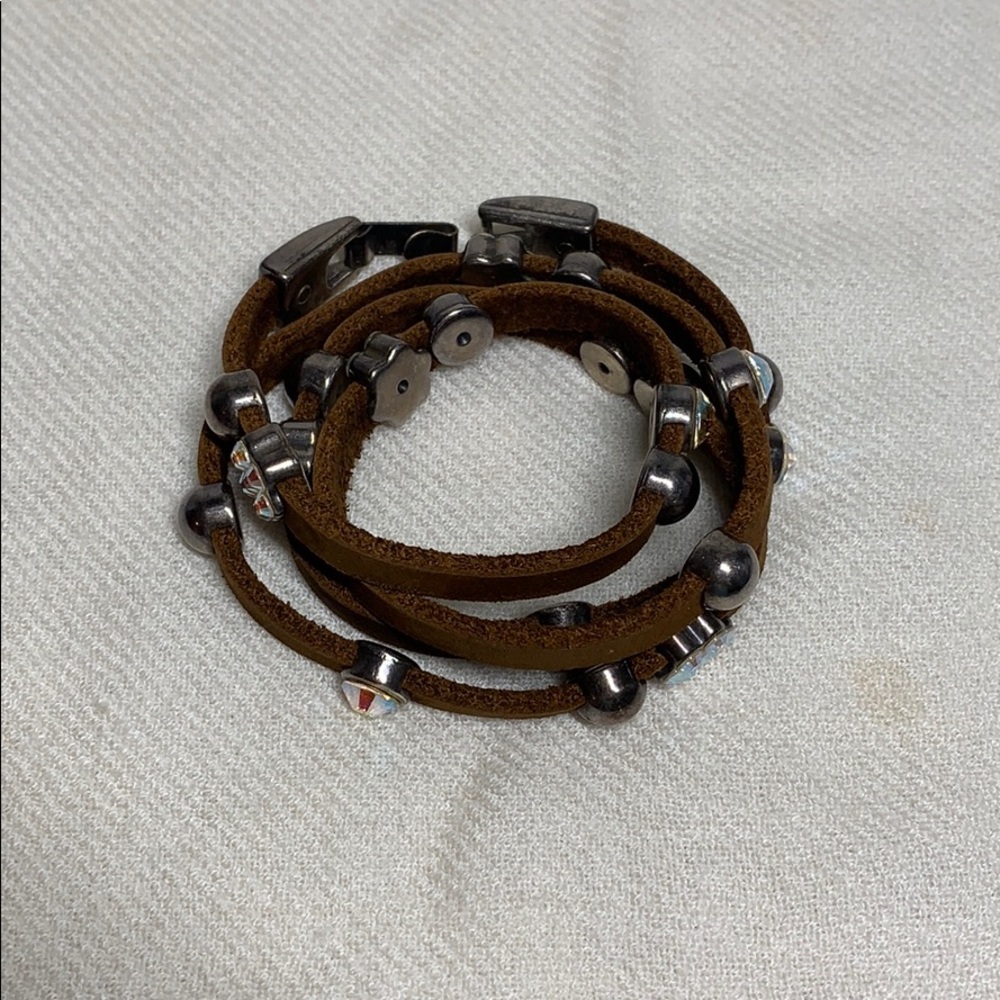 Heet Bracelets - Picture 7 of 7